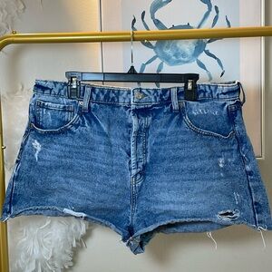 Wild Fable Women’s Denim Shorts size 18